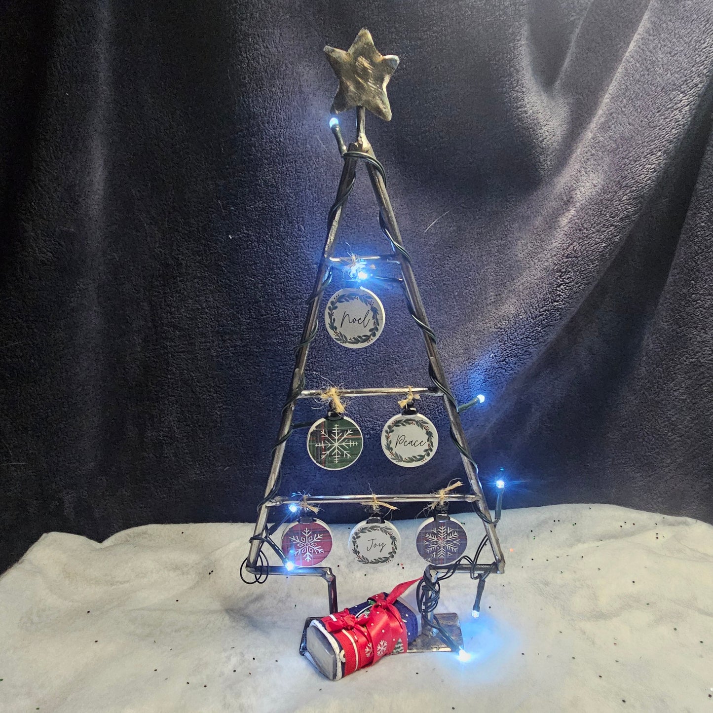 Metal Christmas Tree, Pre Lit Christmas Tree, Table top Christmas Tree